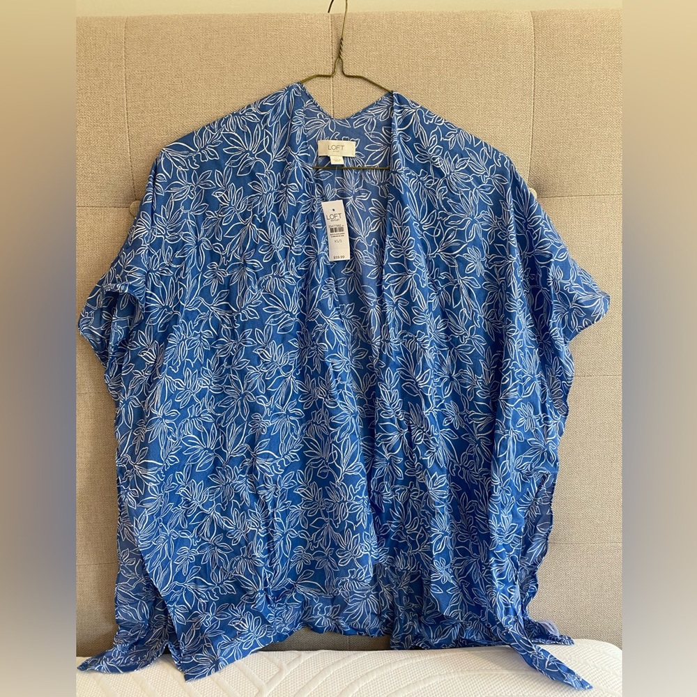 NEW WITH TAGS:  Blue with white floral pattern summer shawl from LOFT outlet